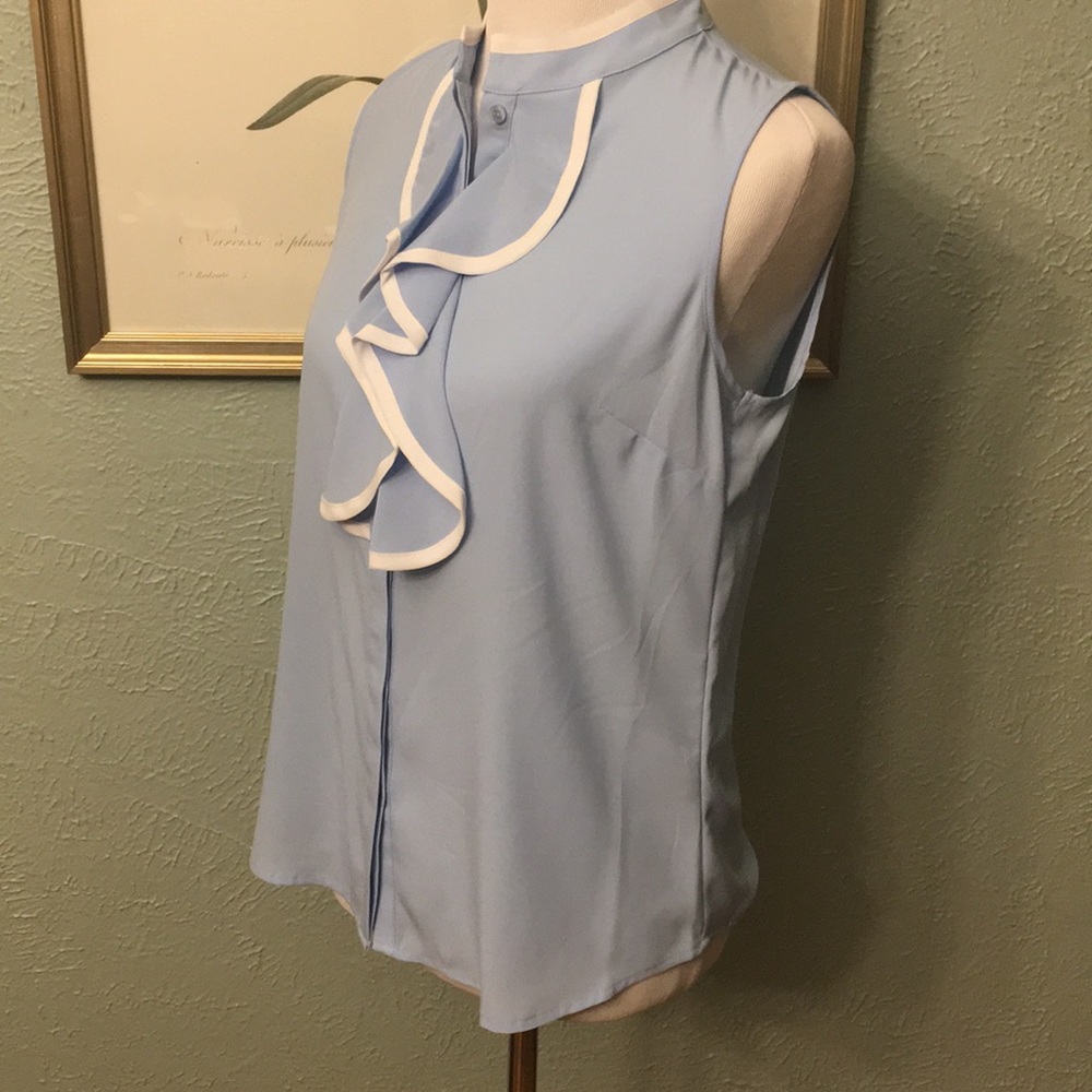 🌹 NWT, Sleeveless Calvin Klein Top, Size Small - Picture 3 of 4